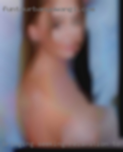 Bringing seeking relaxation to you with woman a twist from Lake Oswego.