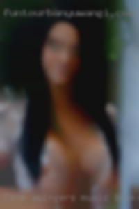 Love swingers music, books, sport.